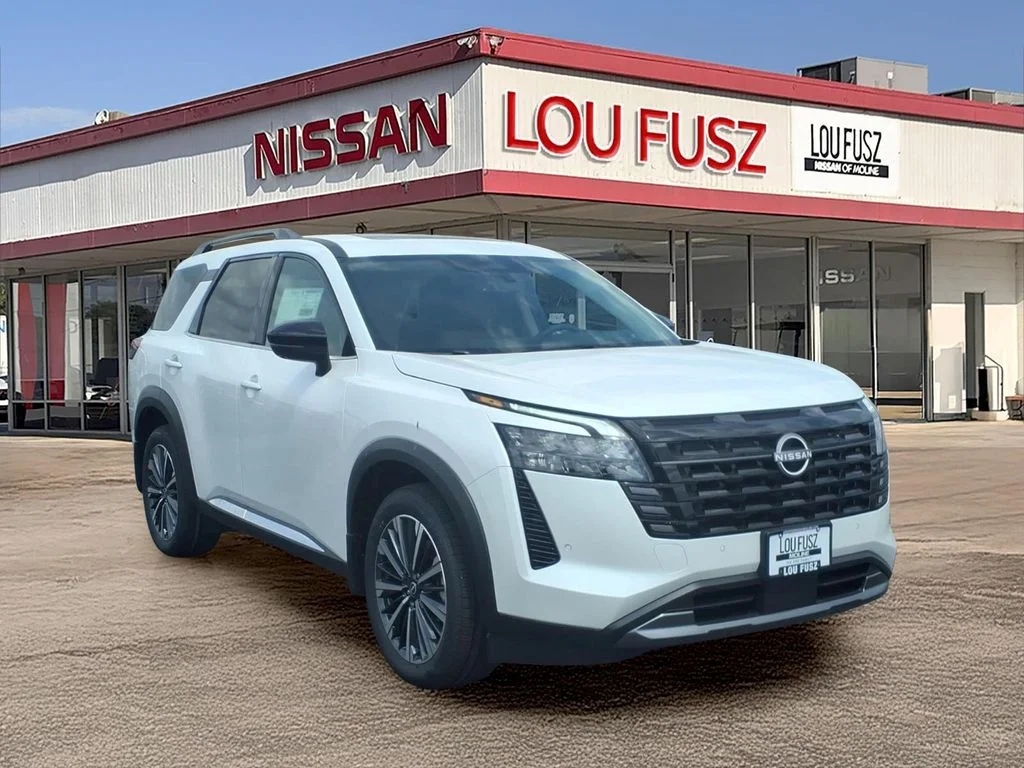 2026 Nissan Pathfinder Platinum 4WD's photo