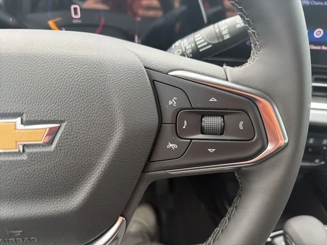 New 2026 Mosaic Black Metallic Chevrolet LT image 21