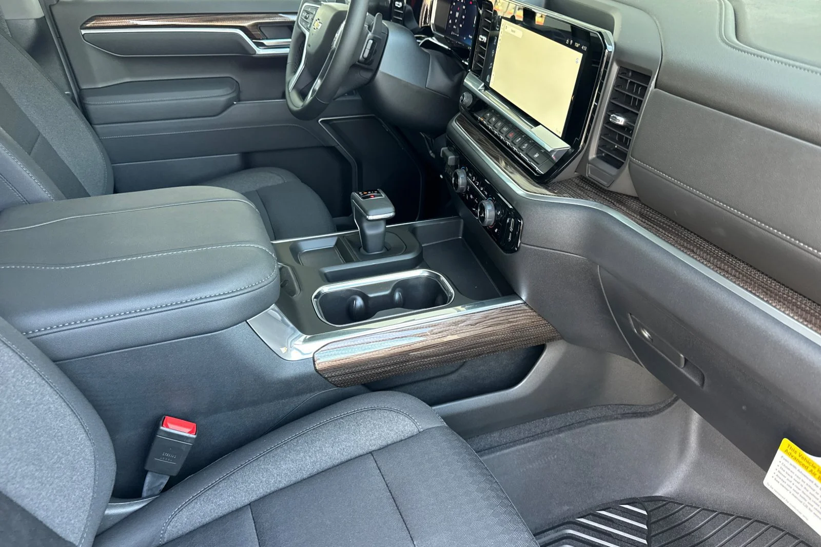 2026 Chevrolet Silverado 1500 LT - Photo 14