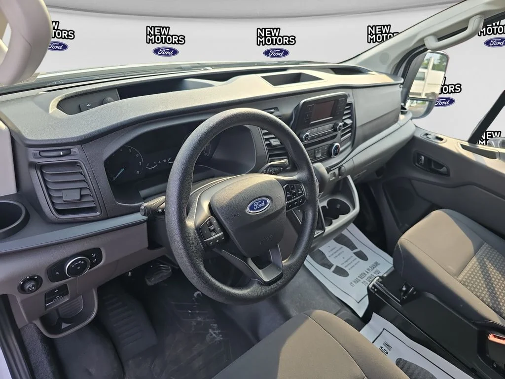 Used 2024 Oxford White Ford Base image 8