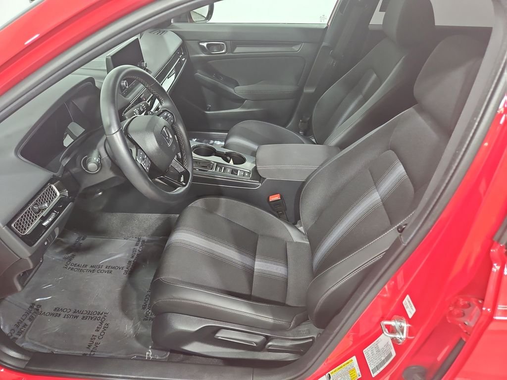 Used 2025  Honda Sport image 9