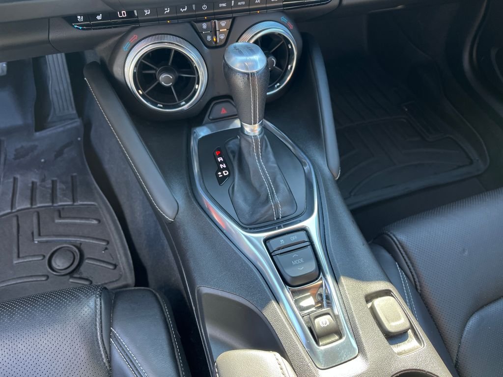 Used 2019 Red Chevrolet 3LT image 17