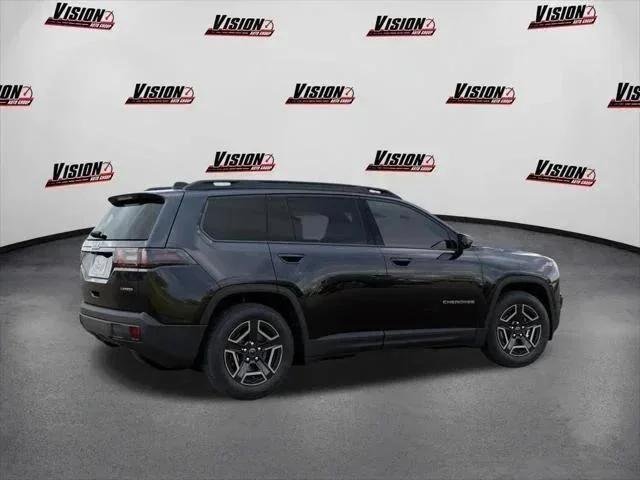New 2026 Diamond Black Crystal Pearl-Coat Exterior Paint Jeep Laredo image 4