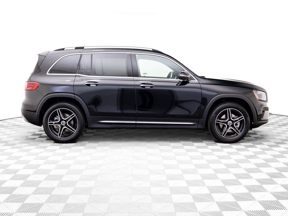 New 2026 Night Black Mercedes-Benz GLB 250 image 50