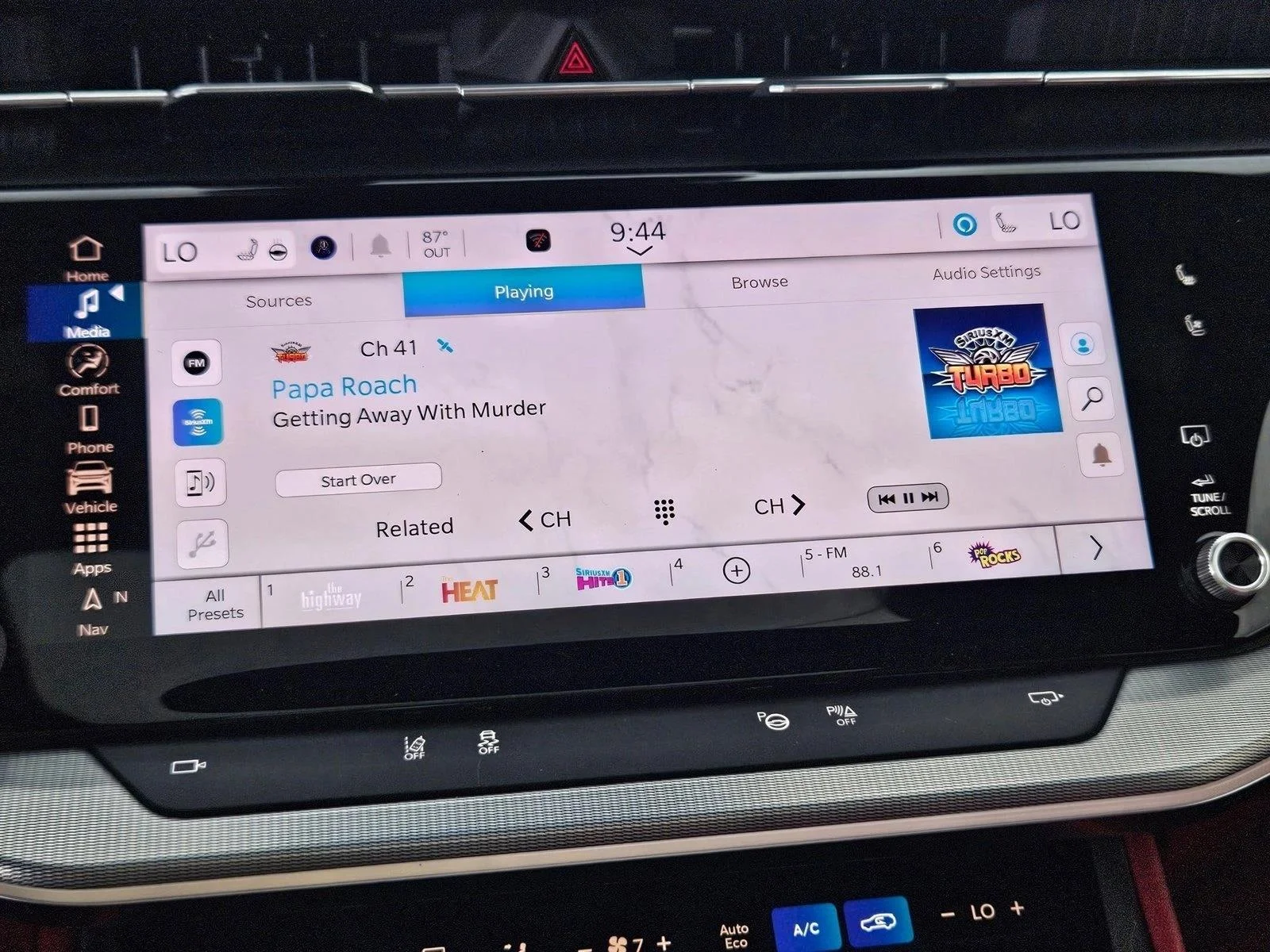 2025 Jeep Wagoneer S Launch Edition - Photo 12