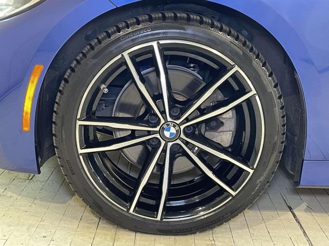 Used 2019 Blue BMW 330i xDrive image 11