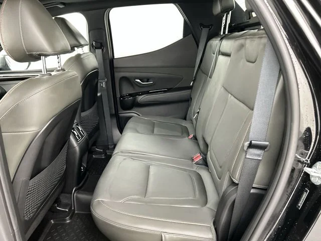 Used 2023 Black Hyundai Limited image 27
