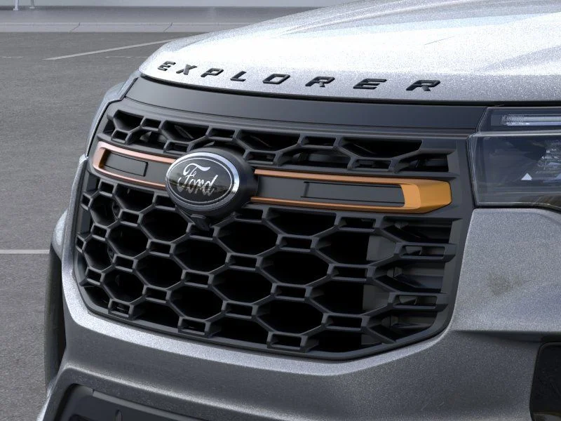 New 2026 Carbonized Gray Metallic Ford Tremor® image 17