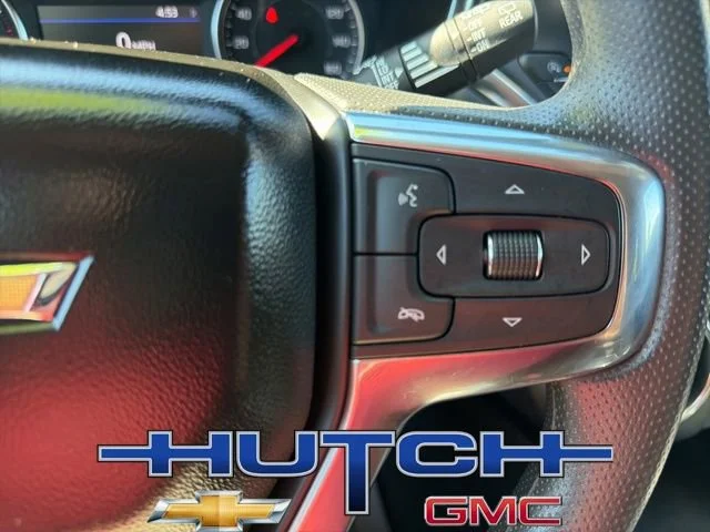 Used 2025 Summit White Chevrolet 2LT image 25
