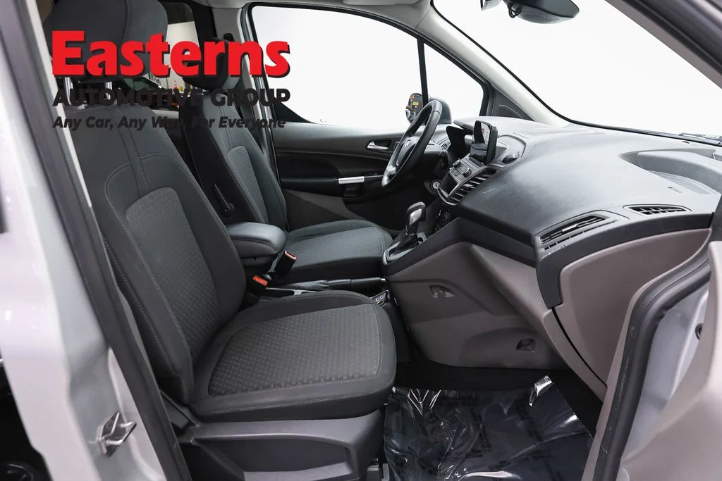 Used 2021 Silver Ford XLT image 22