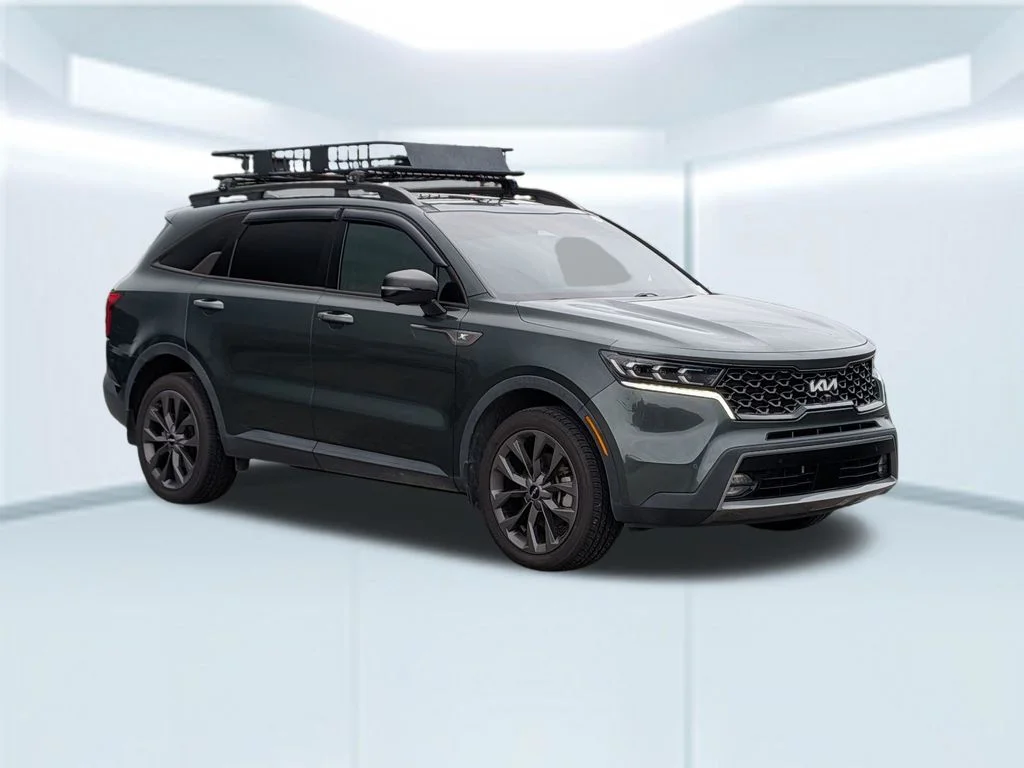 Used 2023 Green Kia X-Line SX Prestige image 8