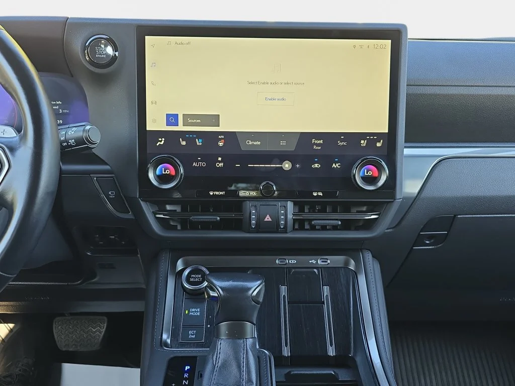 Certified Used 2024 CAVIAR Lexus 550 Luxury image 21