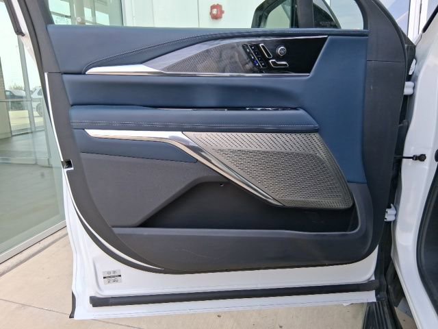 2025 Cadillac Escalade IQ Sport 2 - Photo 18