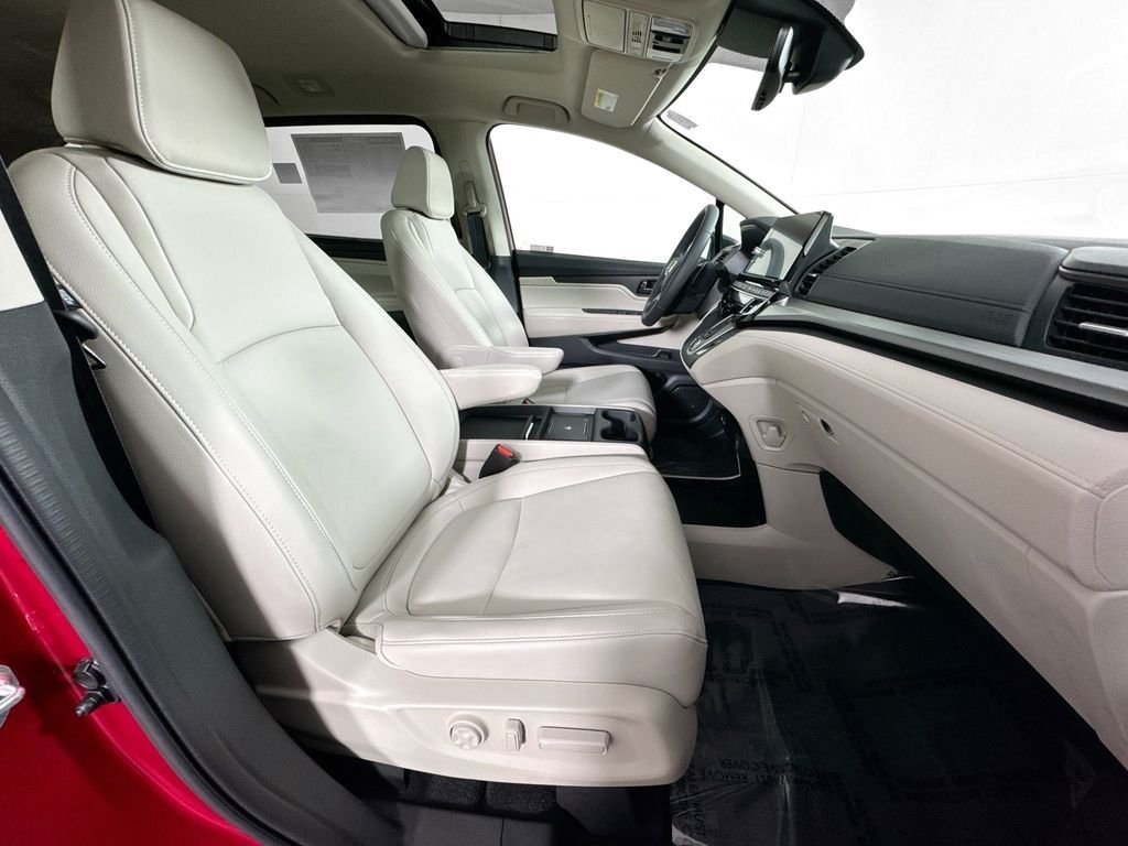 2026 Honda Odyssey EX-L - Photo 10