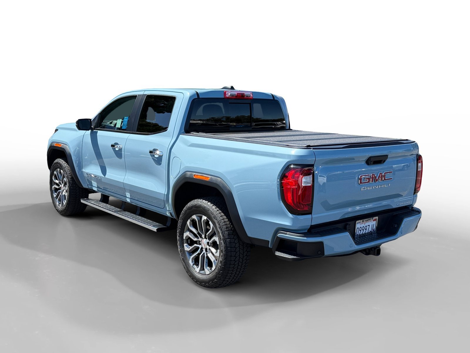 Used 2026 Glacier Metallic GMC Denali image 3