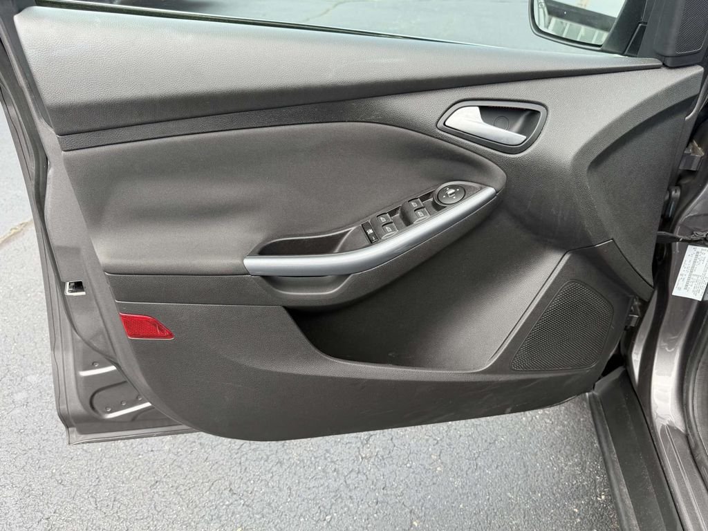 Used 2014 Gray Ford Titanium image 16
