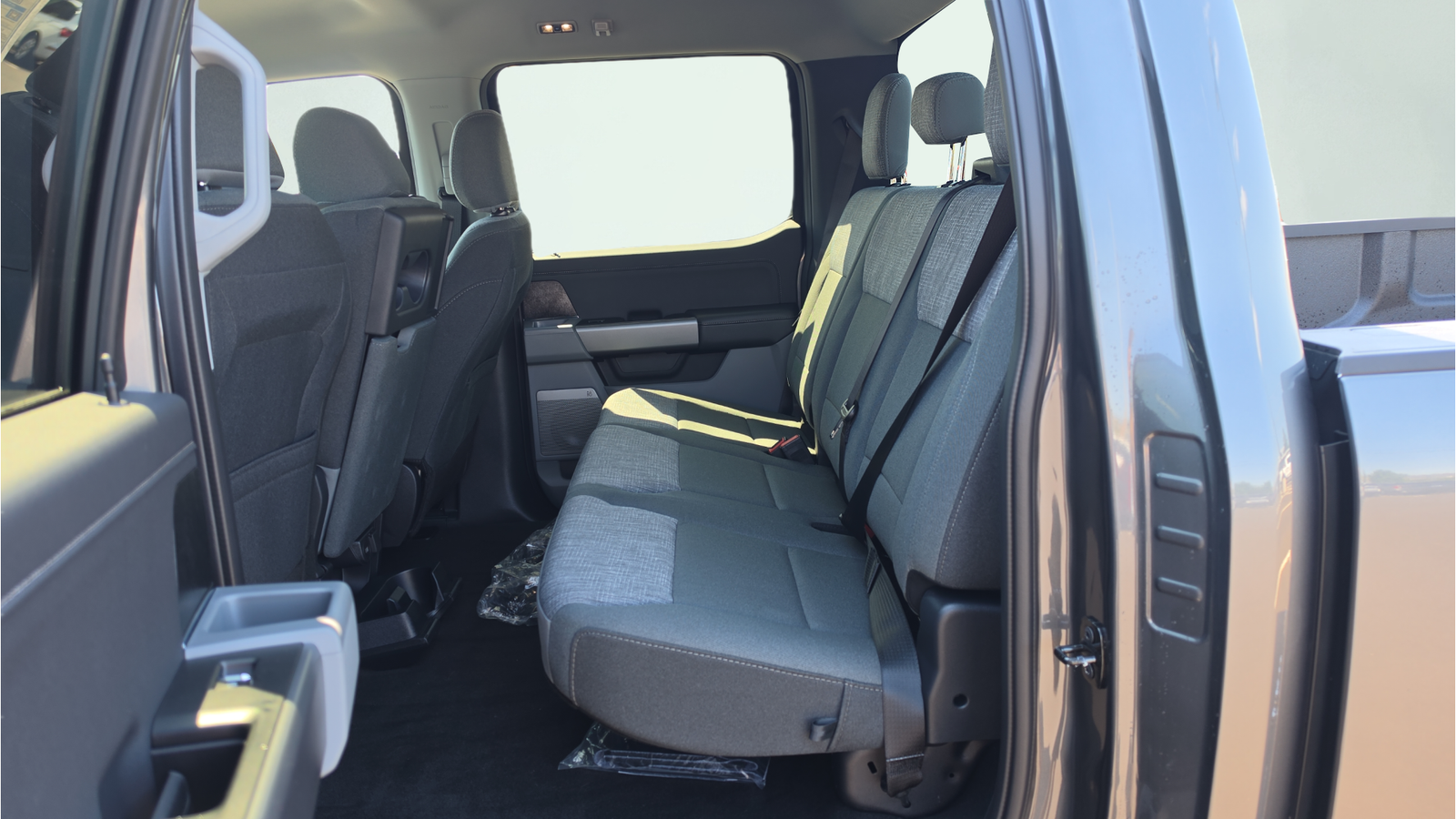 New 2026 Carbonized Gray Metallic Ford F-350® XLT image 21