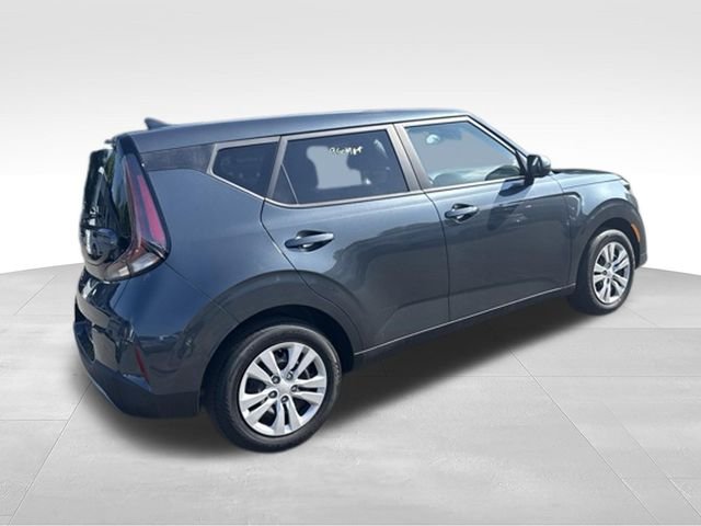 Certified Used 2025 Gray Kia LX image 4