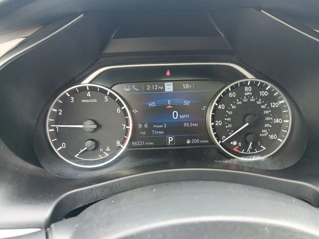 Used 2020 Pearl White Tricoat Nissan Platinum image 19