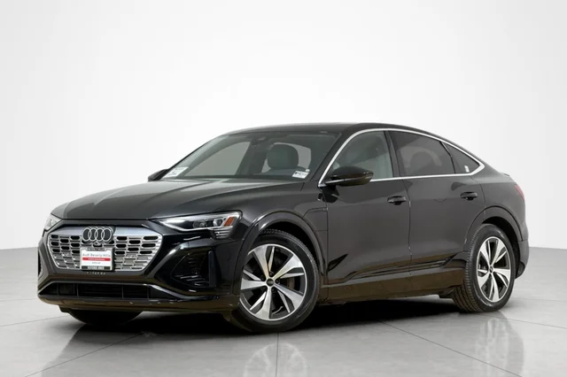 2024 Audi Q8 e-tron Sportback S line Premium quattro