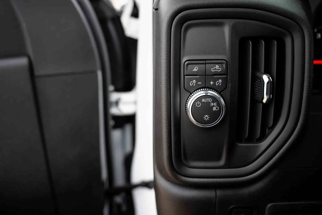 2025 GMC Sierra 2500HD Pro - Photo 15