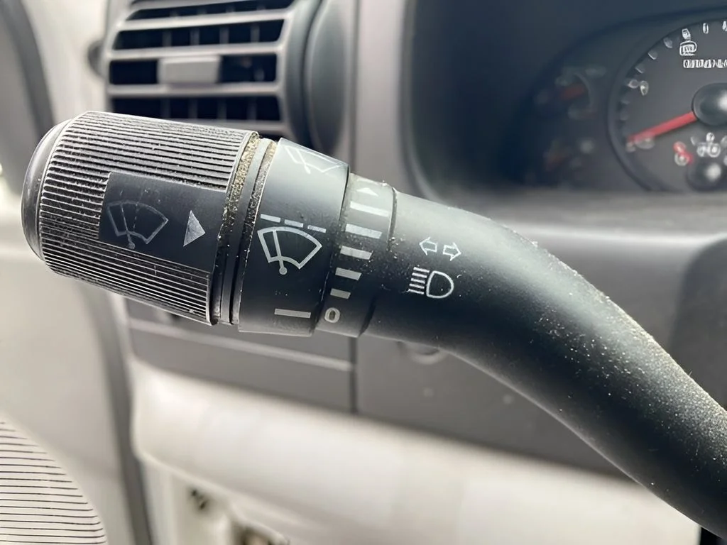 Used 2006  Ford  image 11