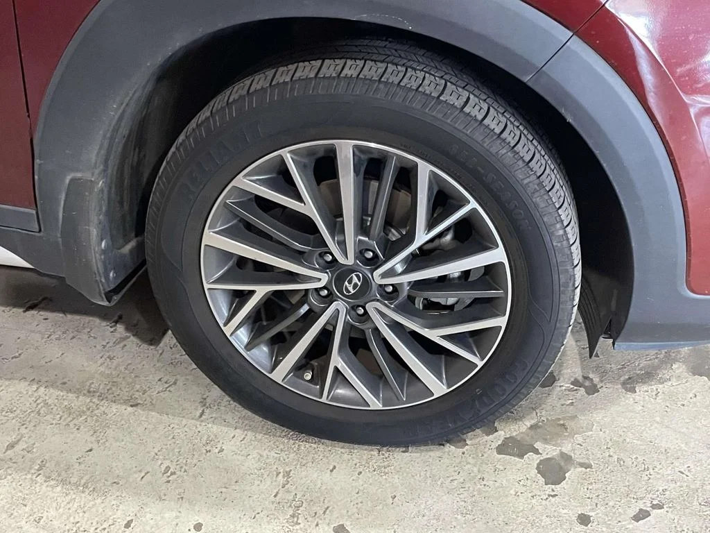Used 2019 Red Hyundai SEL image 6