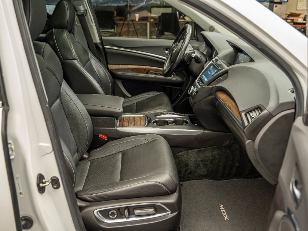 Used 2020 Platinum White Pearl Acura SH-AWD with Technology Package image 24