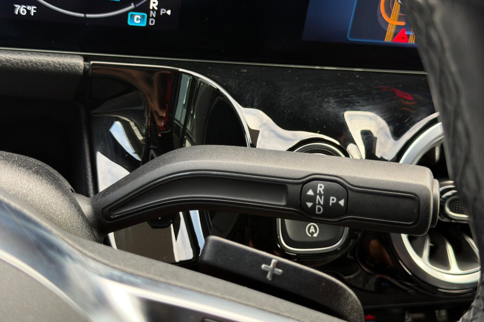 Certified Used 2025 Black Mercedes-Benz GLA 250 image 19