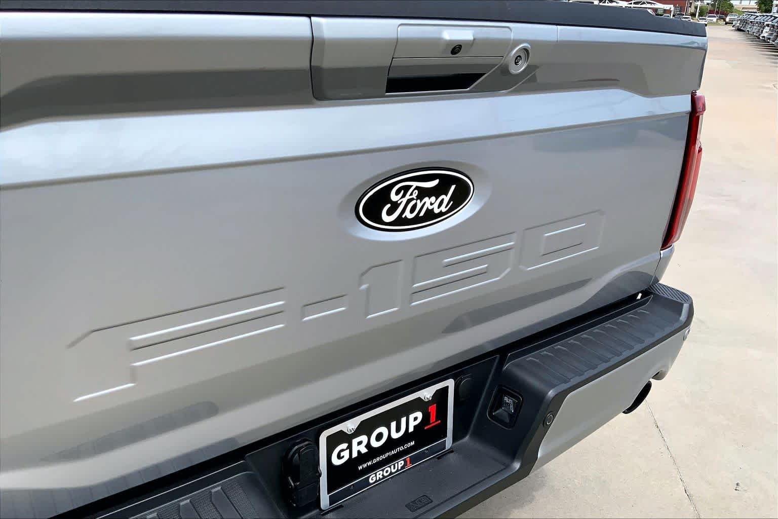 Used 2024 Iconic Silver Metallic Ford LARIAT image 29