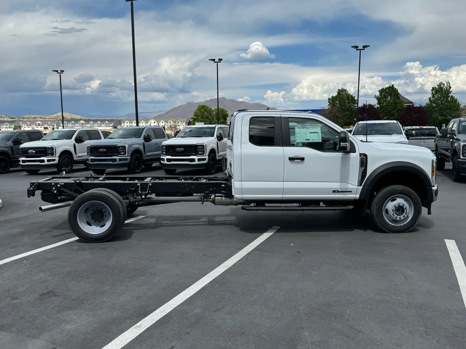 New 2026 Oxford White Ford F-550® XL image 6