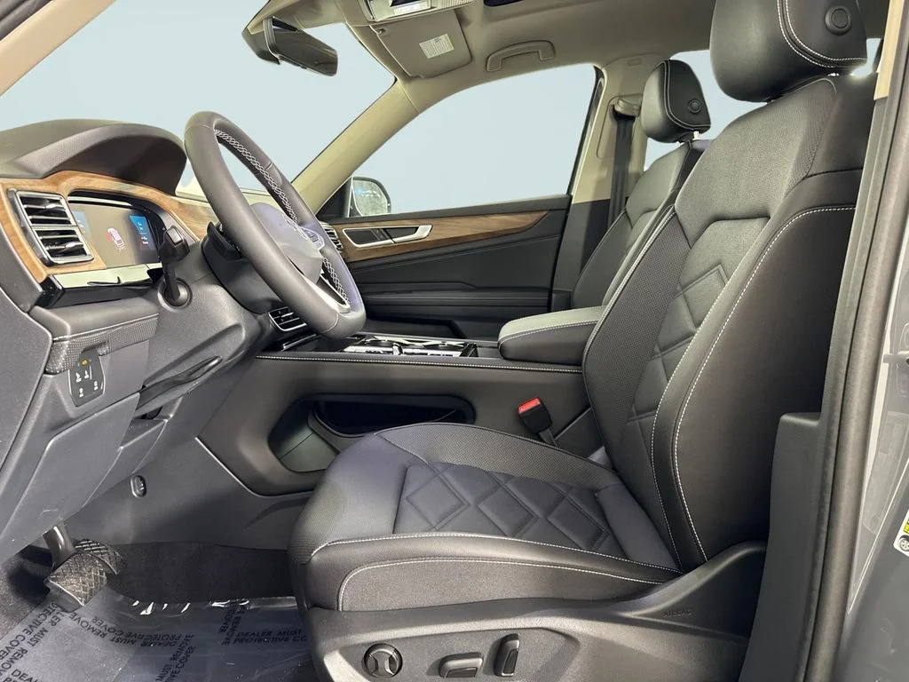 New 2026 Gray Volkswagen 2.0T SE w/Technology image 6