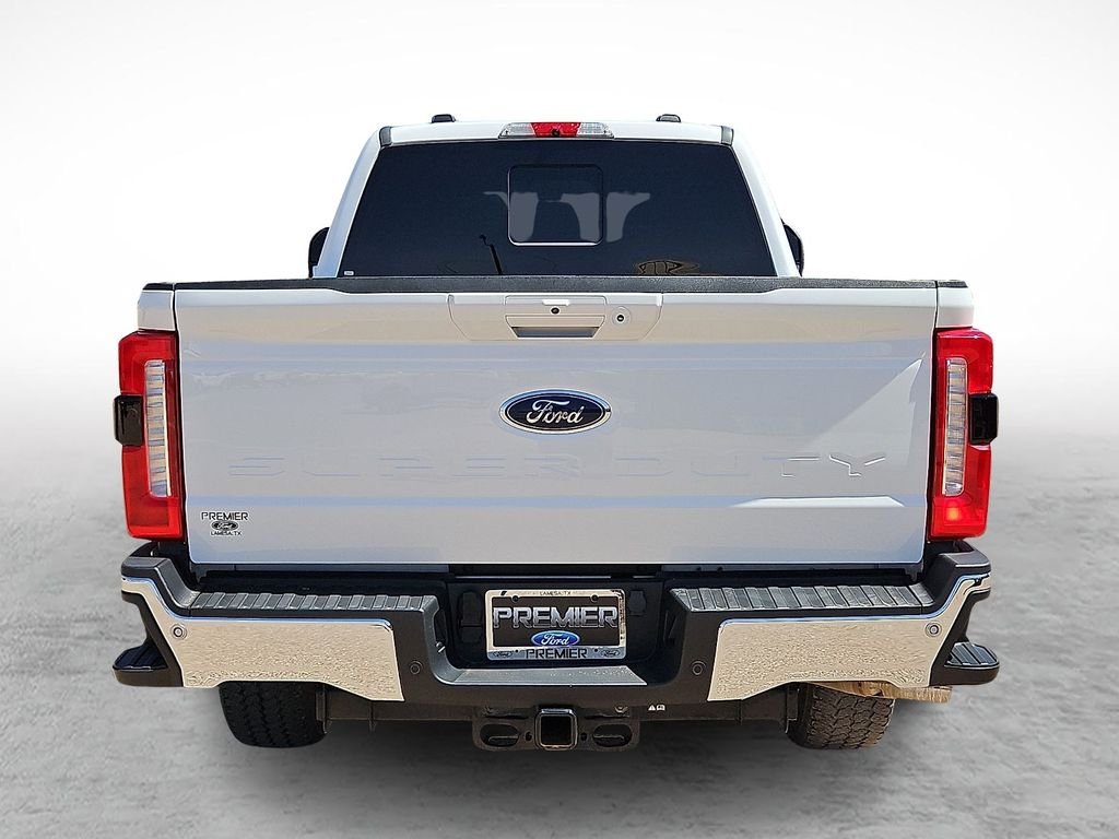 Used 2024 Oxford White Ford Lariat image 9