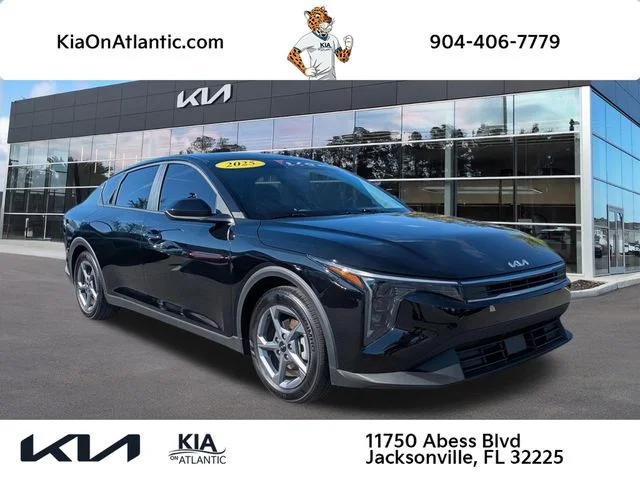 2025 Kia K4 LXS AT's photo