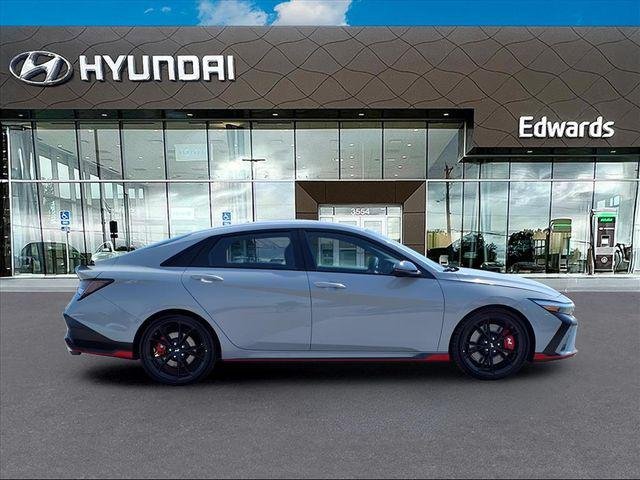 2025 Hyundai Elantra N - Photo 7
