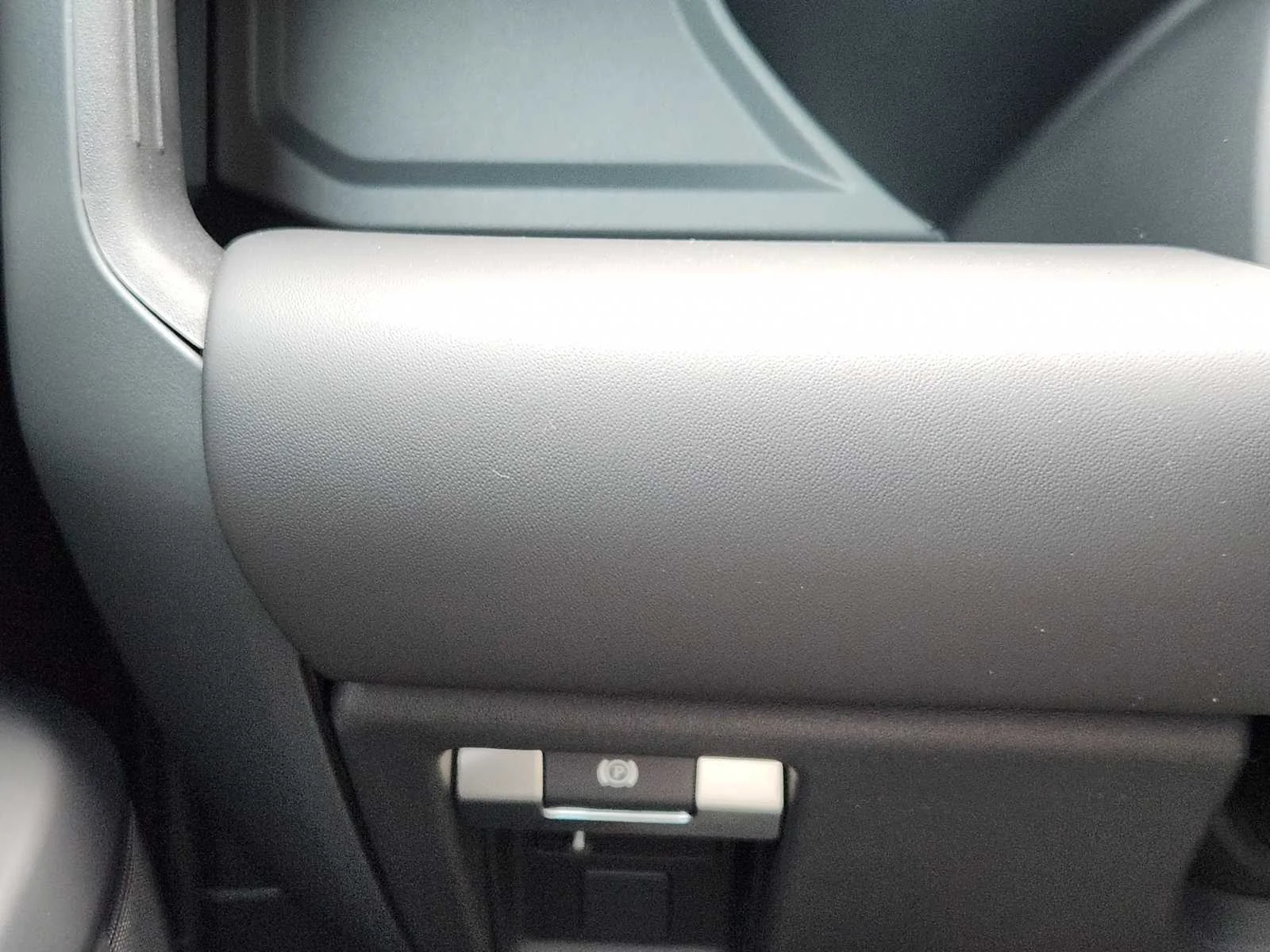 New 2026 Carpathian Grey LAND ROVER X-Dynamic SE image 21