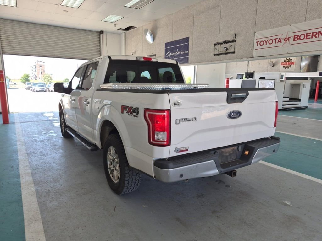 Used 2016 White Ford XLT image 6