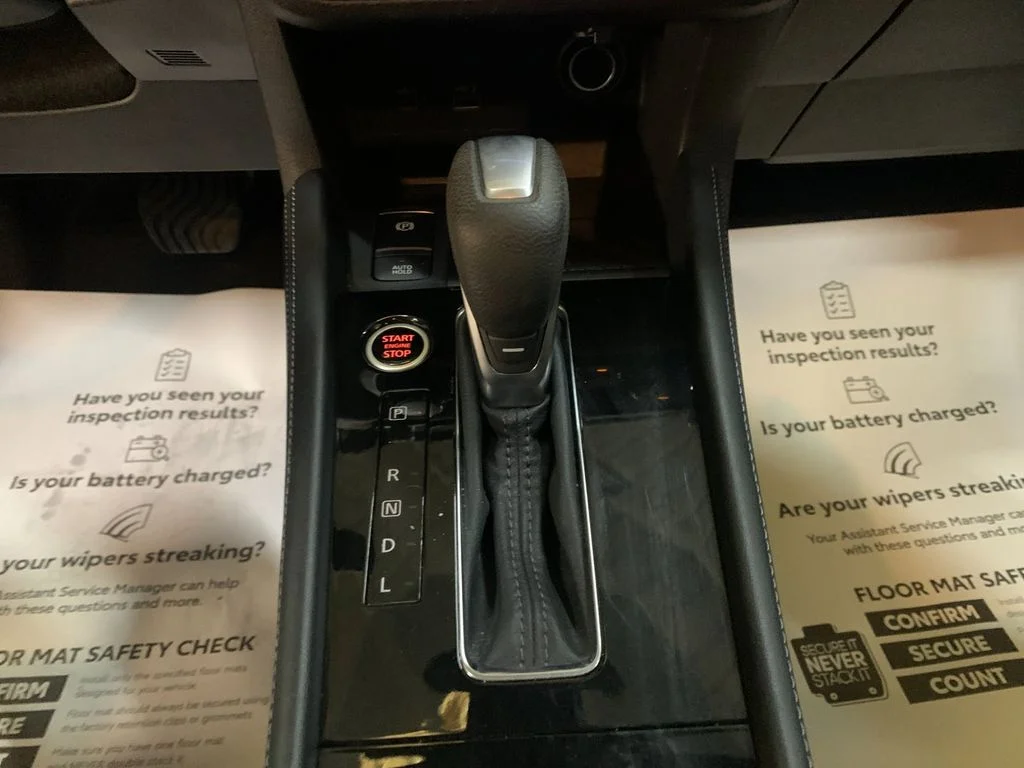 Used 2023 Gray Nissan SR image 25