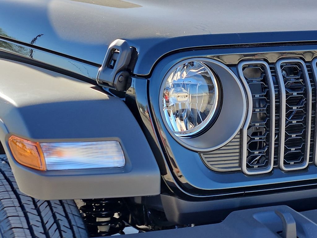 New 2026 Black Clear-Coat Exterior Paint Jeep Sport image 8
