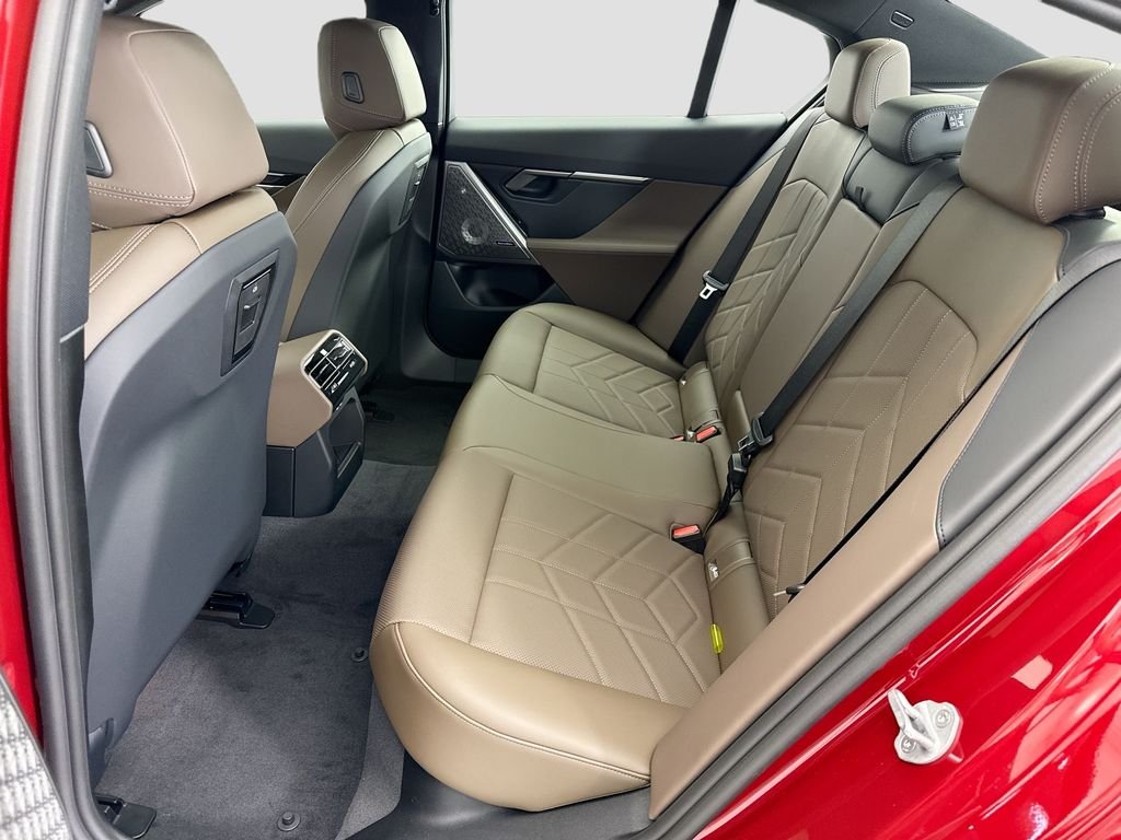New 2027 Red Metallic BMW 550e xDrive image 20