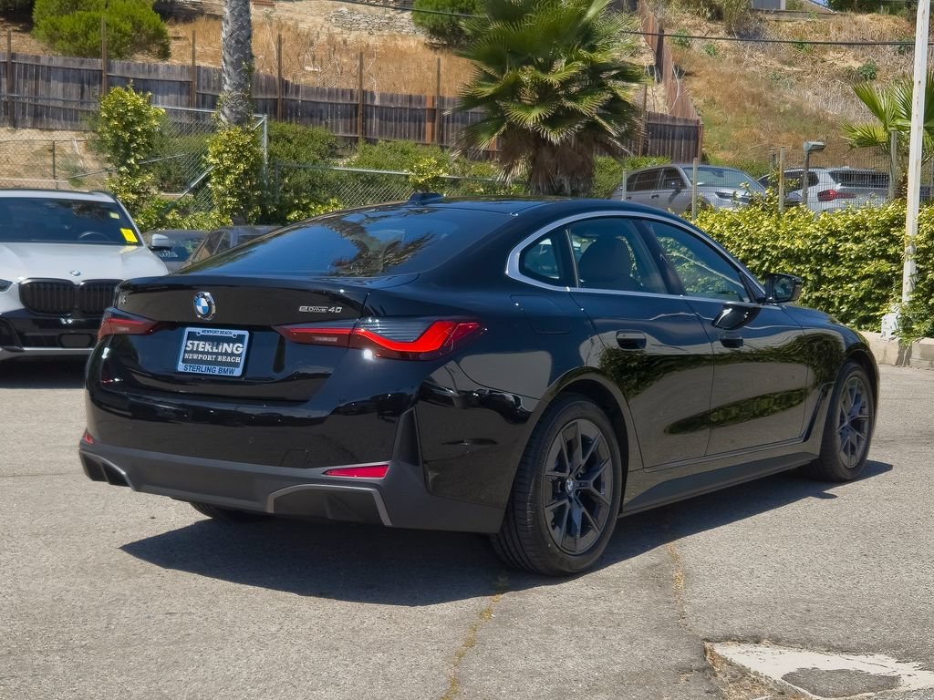 New 2026 Jet Black BMW eDrive40 image 18