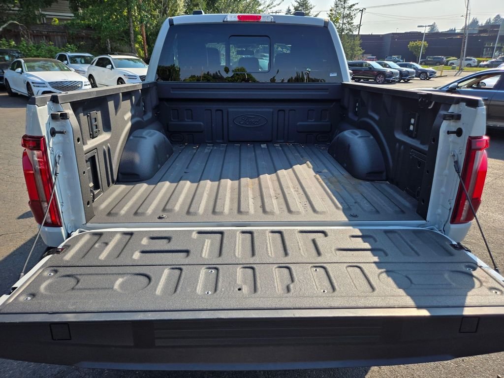 Used 2024 Avalanche Ford Lariat image 13