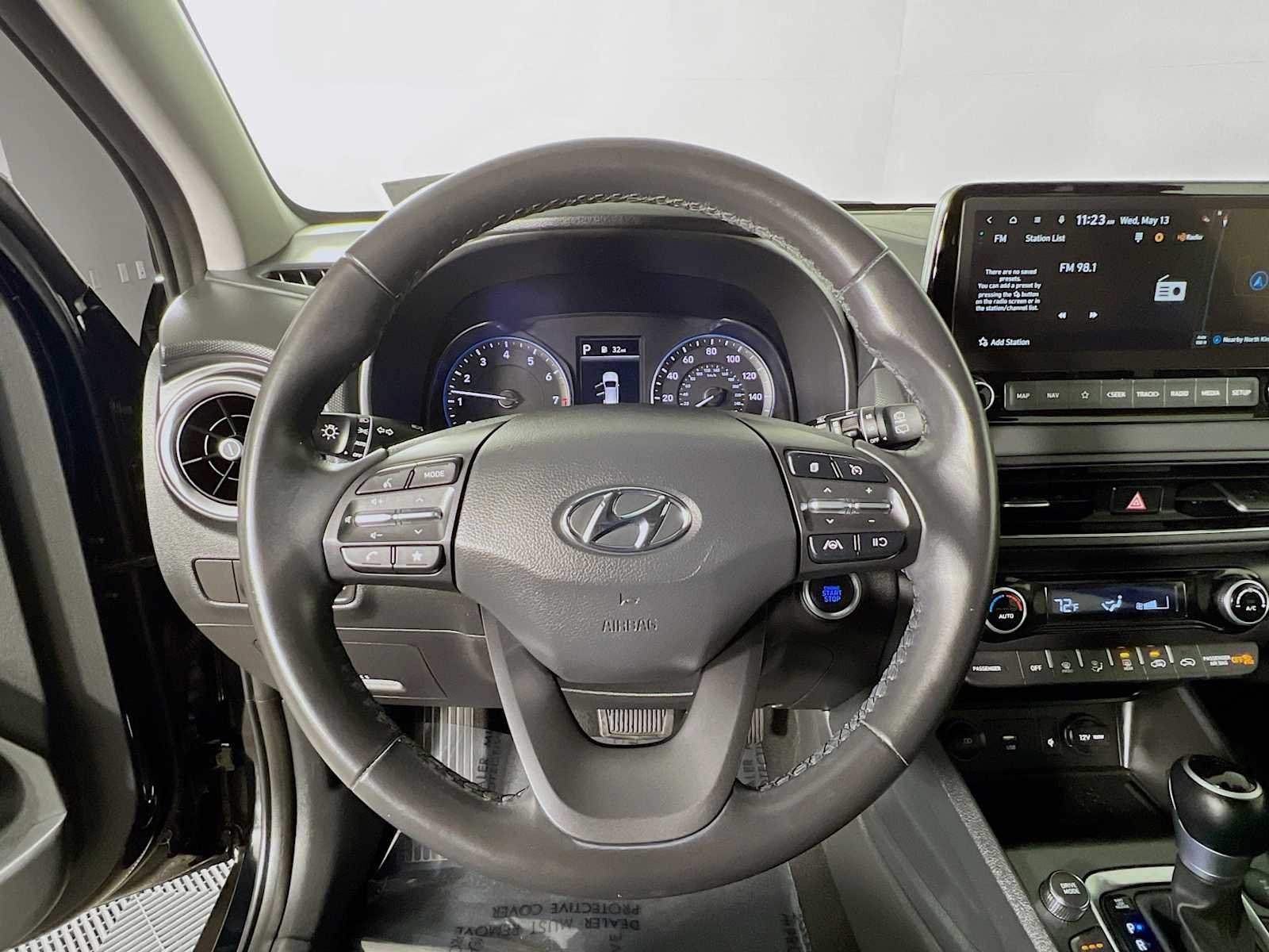 Used 2023 Abyss Black Pearl Hyundai SEL image 11