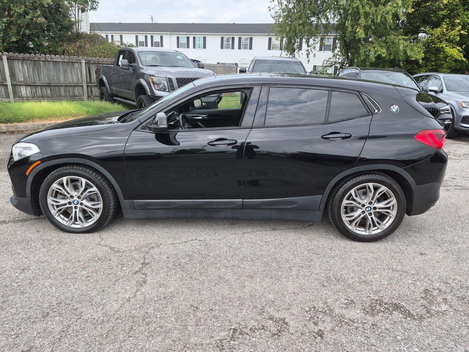 Used 2020 Jet Black BMW xDrive28i image 2