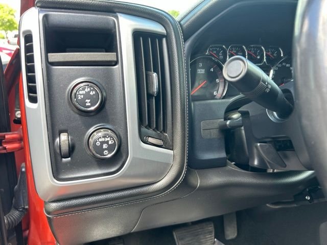 Used 2015 Red GMC SLT image 17