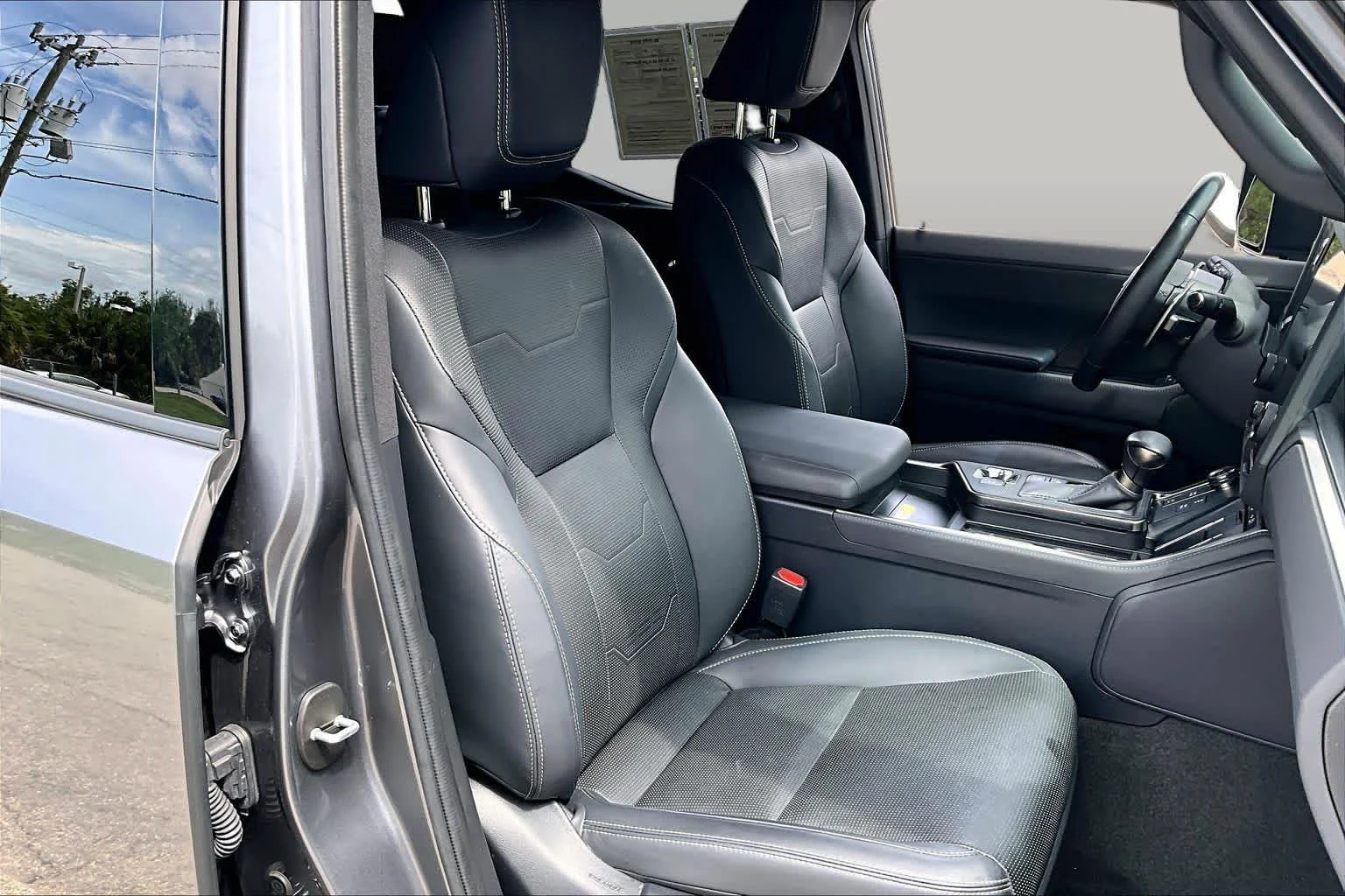 Used 2024 Nebula Gray Pearl Lexus Luxury image 9