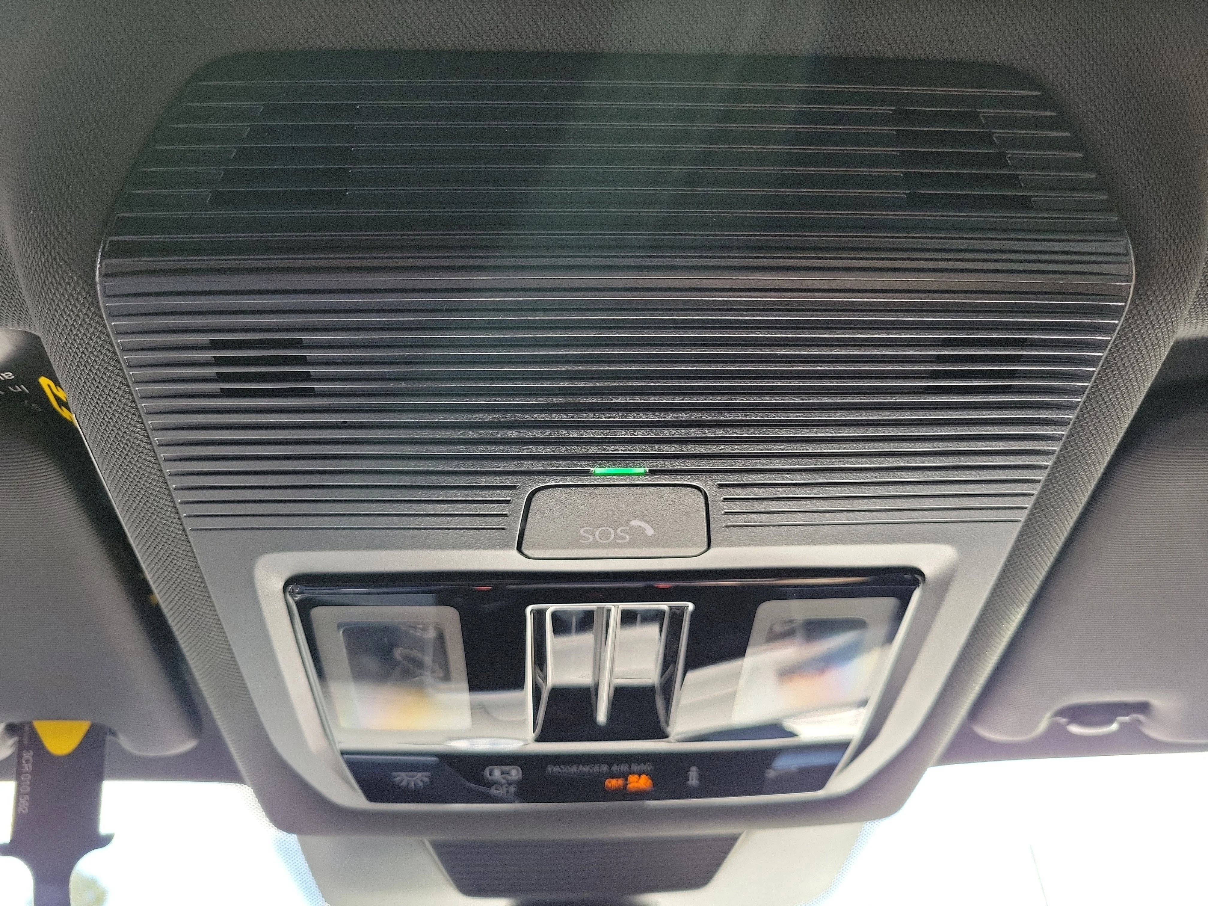 2026 Volkswagen Tiguan SE R-LINE BLACK - Photo 31