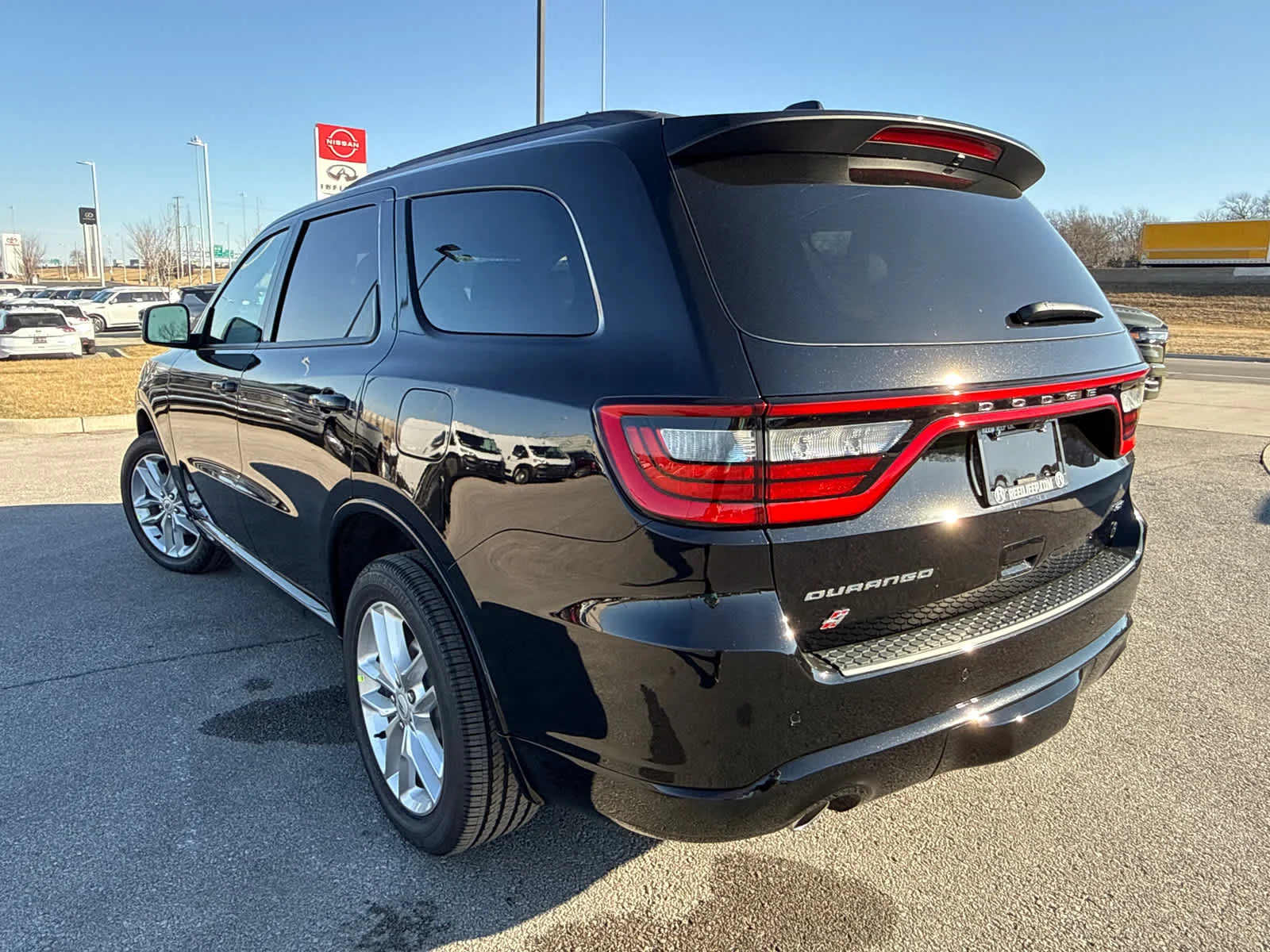 New 2026 Diamond Black Clear-Coat Exterior Paint Dodge GT Plus image 7