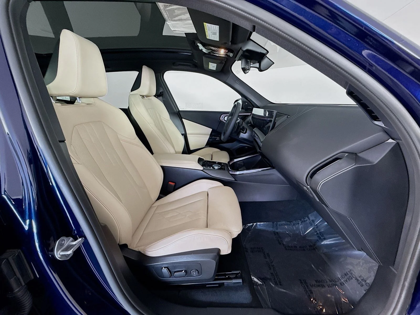 Used 2026 Tanzanite Blue II Metallic BMW 30 xDrive image 29