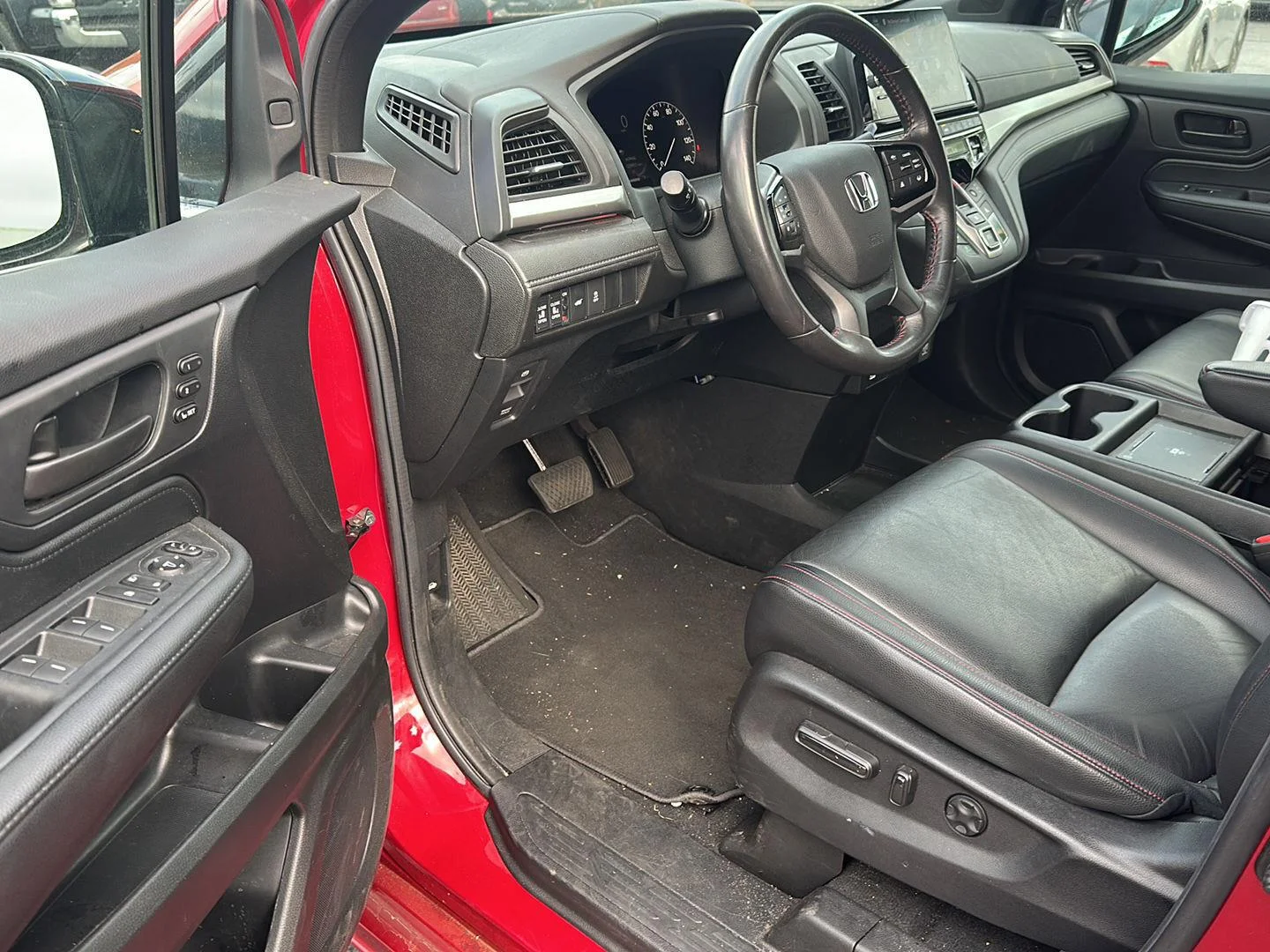 Used 2025 Radiant Red Metallic II Honda Sport-L image 10